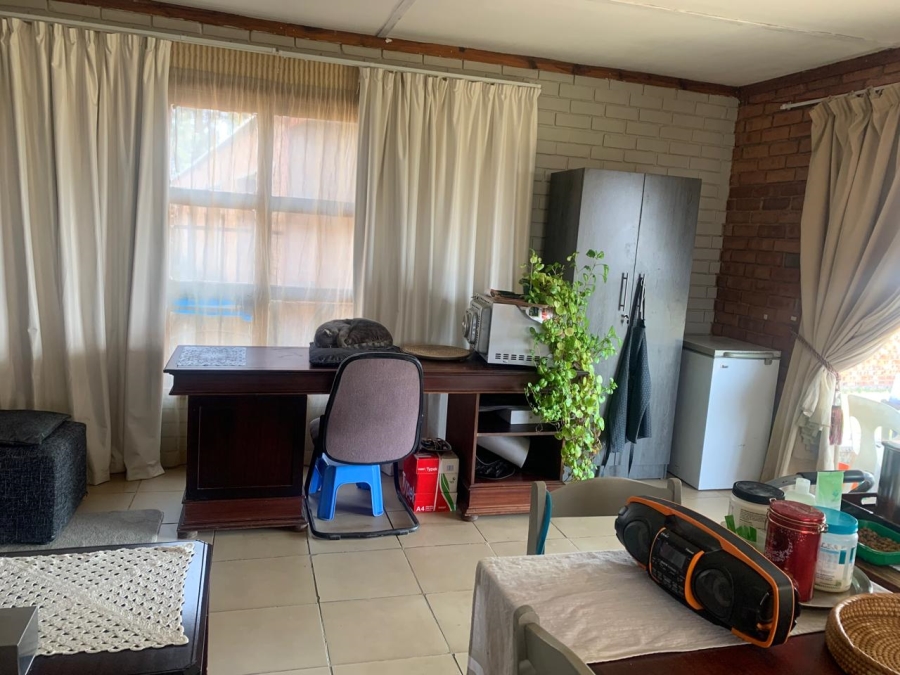 Commercial Property for Sale in Levins Estate Free State